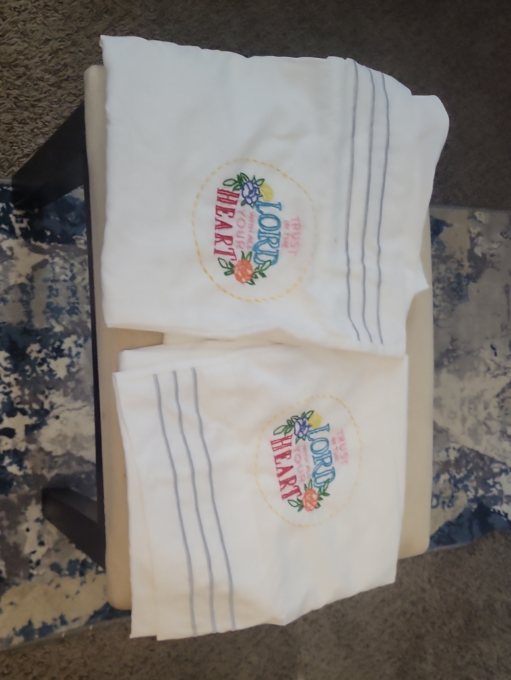 Embroidered 'Lord in My Heart' White Decorative Towels - Set of 2
